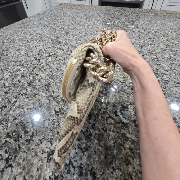 Henri Bendel Beige Snake-Print Chain Crossbody Bag Clutch - Picture 10 of 16